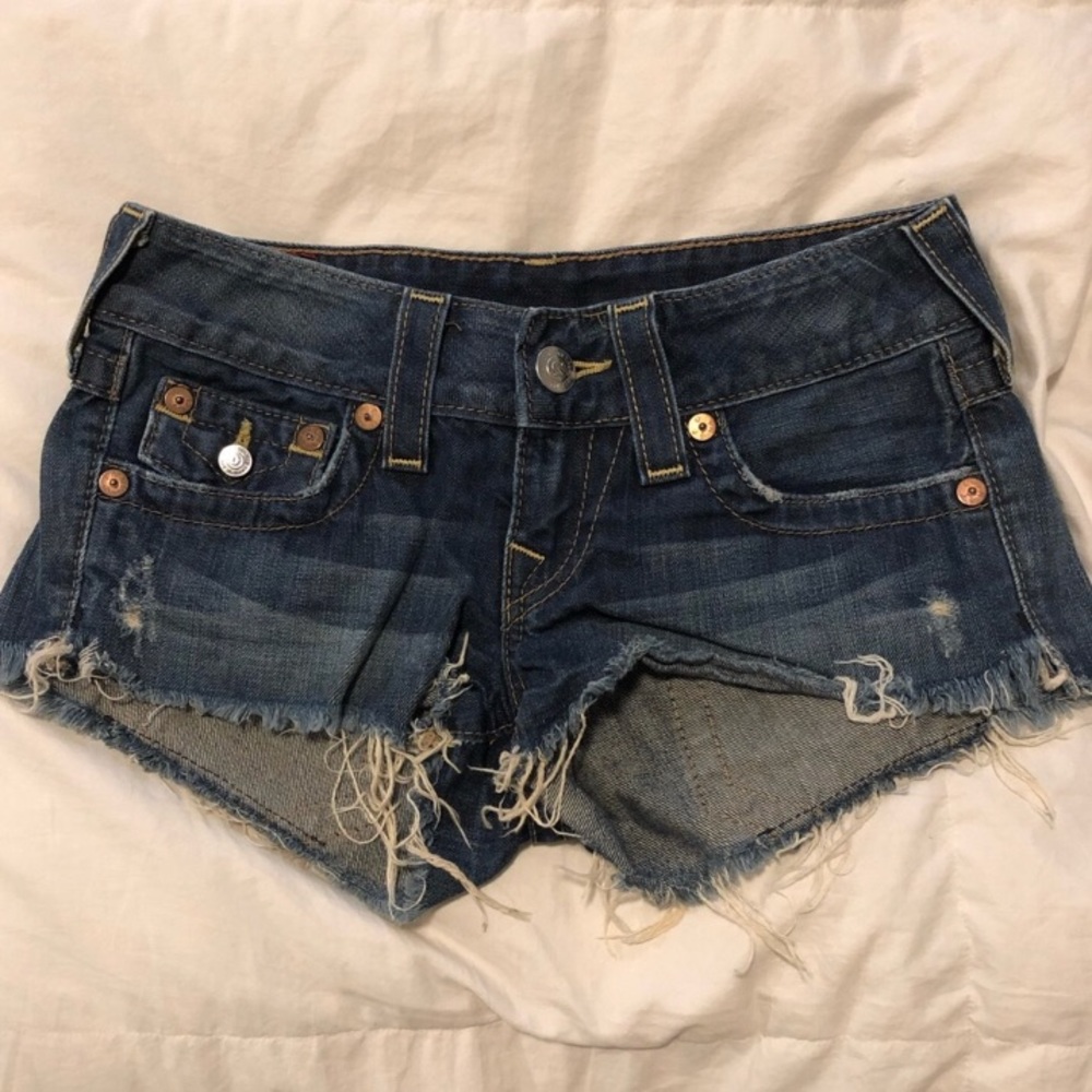 True Religion Shorts size 25